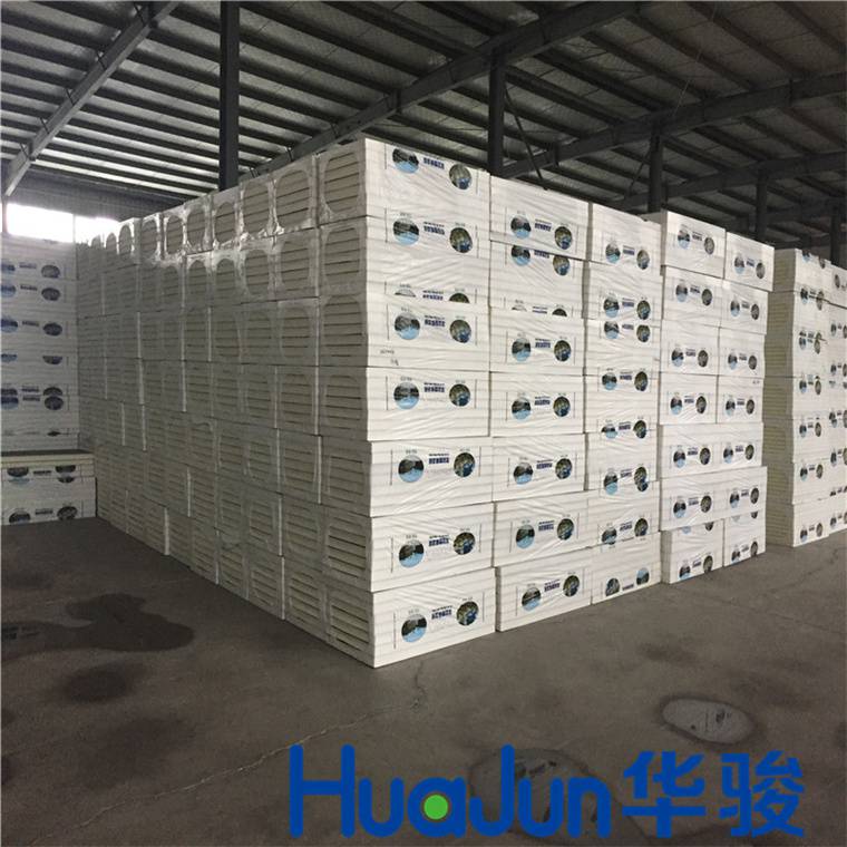 水泥基聚氨酯板是什么价格